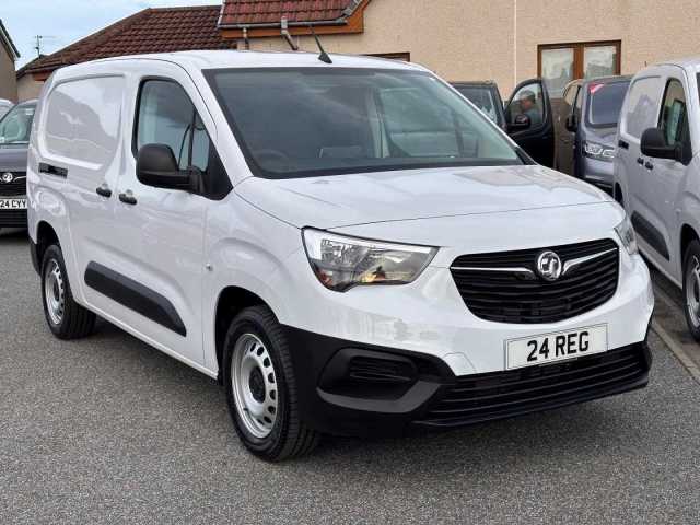 Vauxhall Combo Cargo Crg L2h1 2300 1.5 Tb D 100ps Prime Van - MWB Diesel Kaolin White