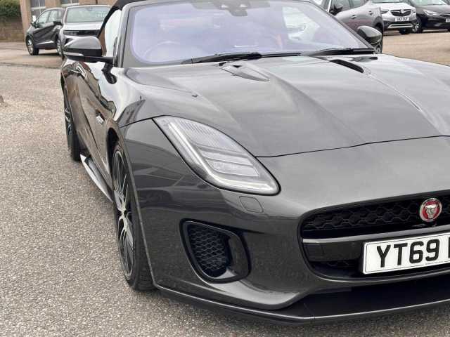 2019 Jaguar F-Type 2.0 I4 Chequered Flag Auto